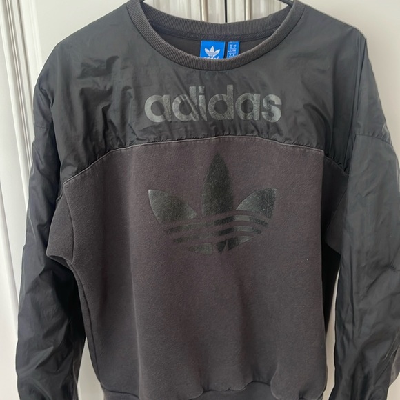 adidas Tops - Adidas  black mono crew neck sweatshirt size large with Flaws